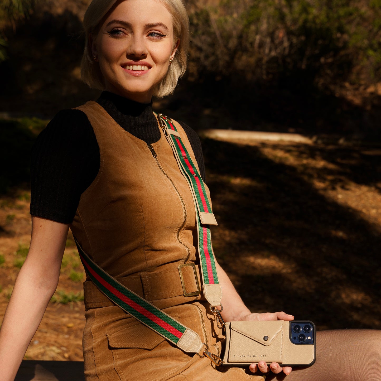 GiGi Collection in Beige